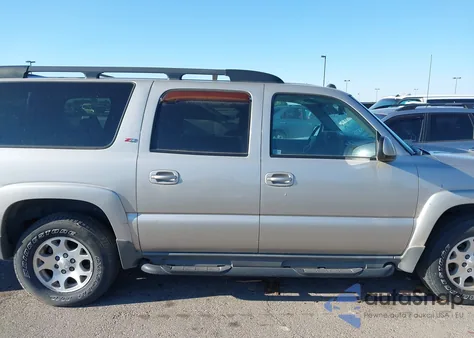 2005 Chevrolet Suburban 1500 Z71 из США, поврежденный, VIN 3GNFK16ZX5G167900